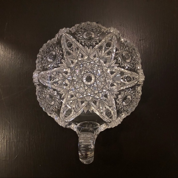 Crystal Cut Nappy Dish Excellent Used Condition - Picture 5 of 8